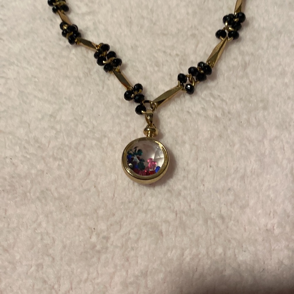 Necklace - Picture 2 of 3
